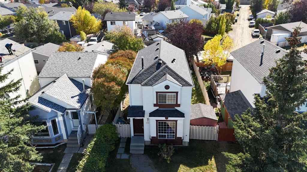 MLS® A2263409 - 292 Coventry Close NE in Coventry Hills Calgary, Residential