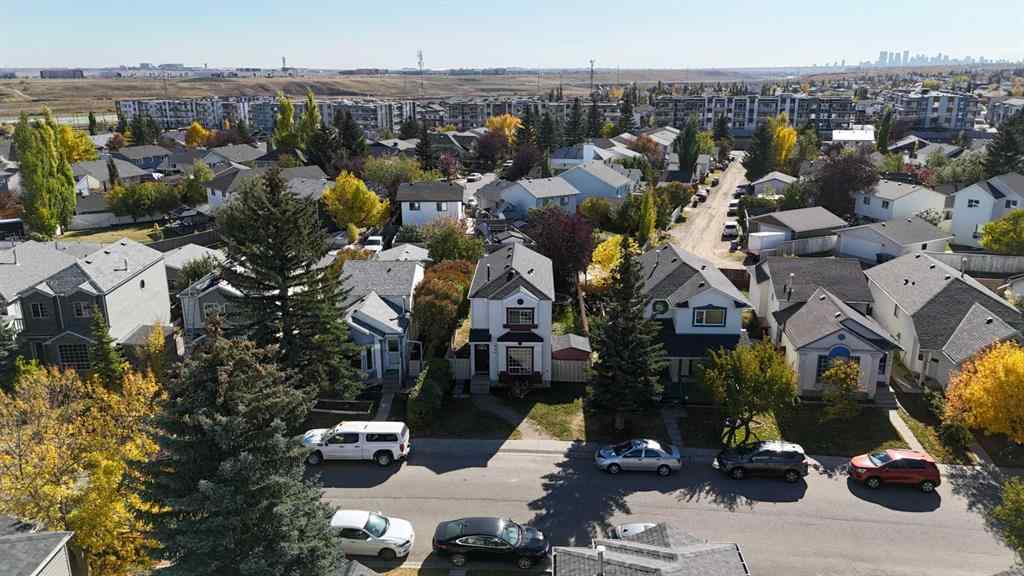 MLS® A2263409 - 292 Coventry Close NE in Coventry Hills Calgary, Residential