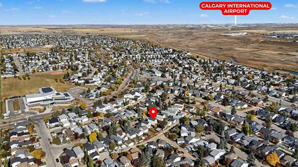 MLS® A2263409 - 292 Coventry Close NE in Coventry Hills Calgary, Residential