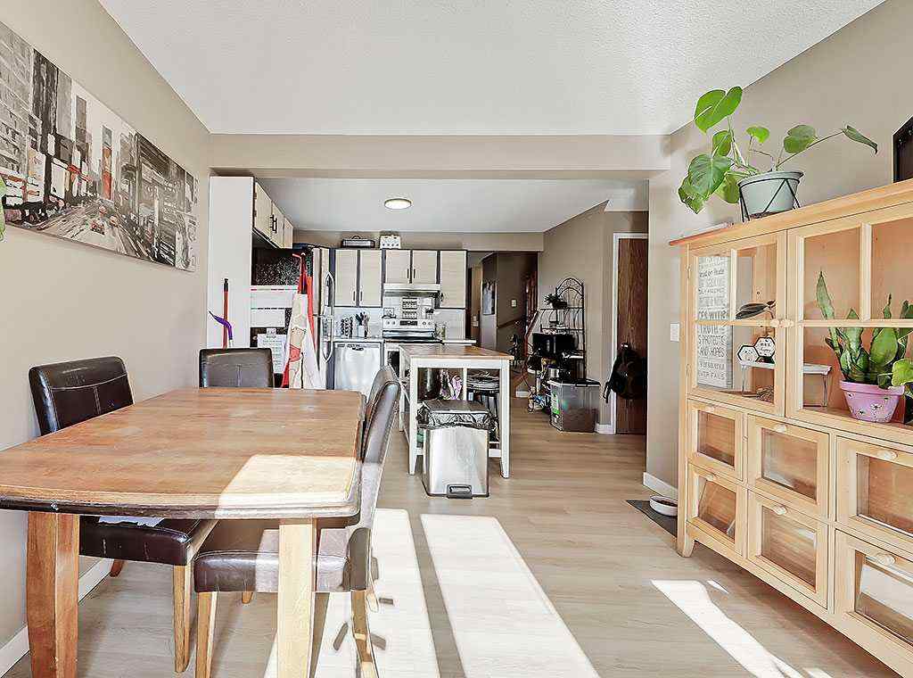 MLS® A2263409 - 292 Coventry Close NE in Coventry Hills Calgary, Residential