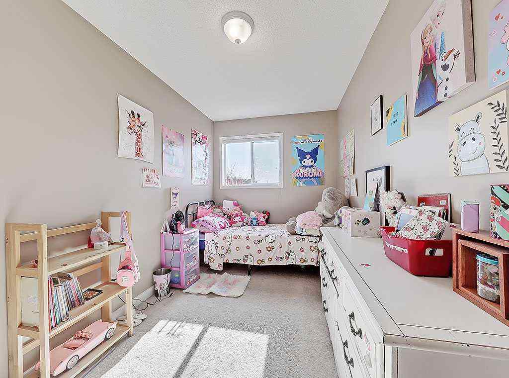 MLS® A2263409 - 292 Coventry Close NE in Coventry Hills Calgary, Residential