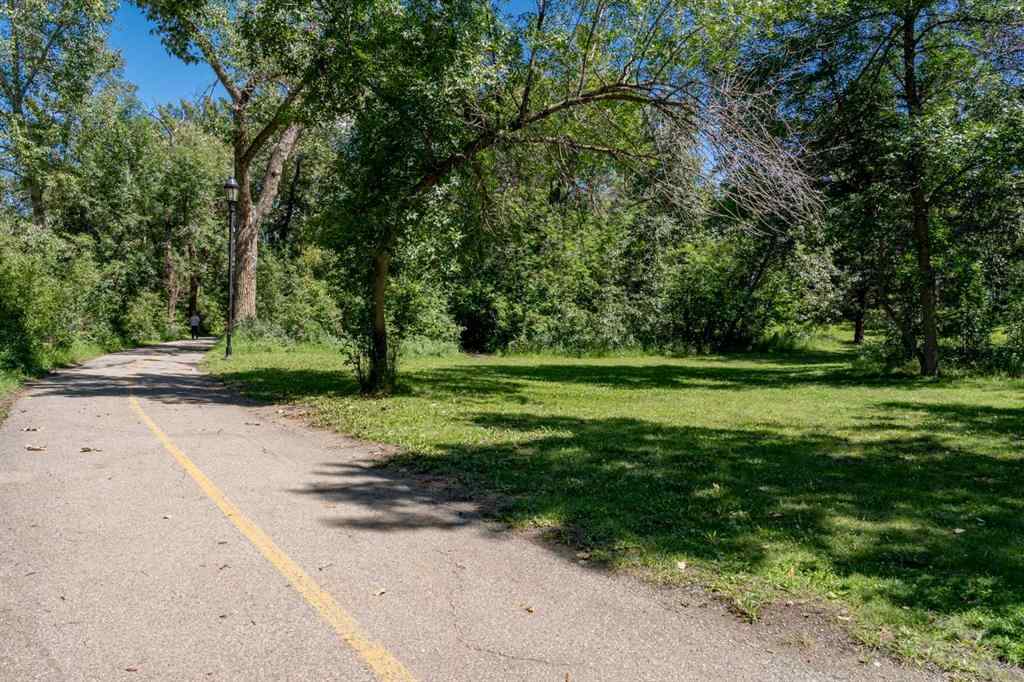 MLS® A2263411 - Unit #305 235 15 Avenue SW in Beltline Calgary, Residential