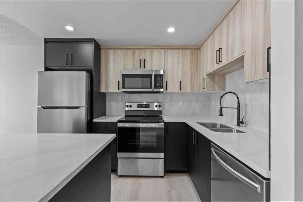 MLS® A2263411 - Unit #305 235 15 Avenue SW in Beltline Calgary, Residential