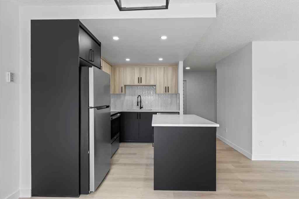 MLS® A2263411 - Unit #305 235 15 Avenue SW in Beltline Calgary, Residential