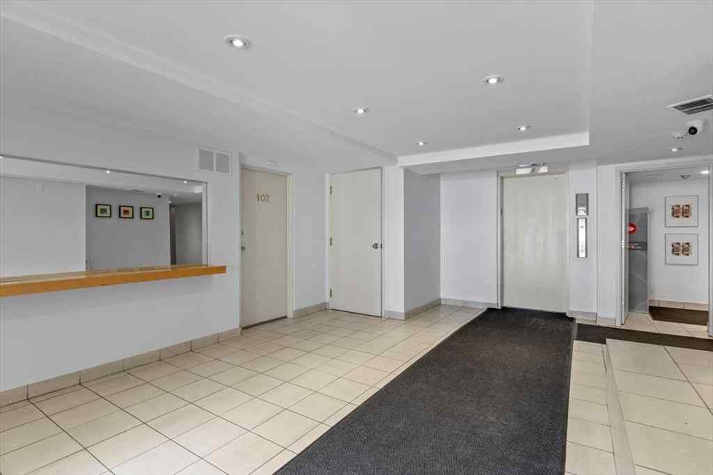 MLS® A2263411 - Unit #305 235 15 Avenue SW in Beltline Calgary, Residential