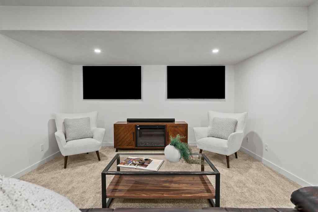 MLS® A2263421 - 169 Elgin Manor SE in McKenzie Towne Calgary, Residential