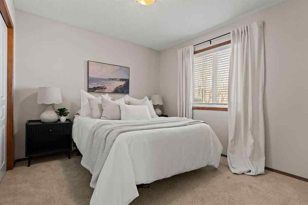 MLS® A2263421 - 169 Elgin Manor SE in McKenzie Towne Calgary, Residential
