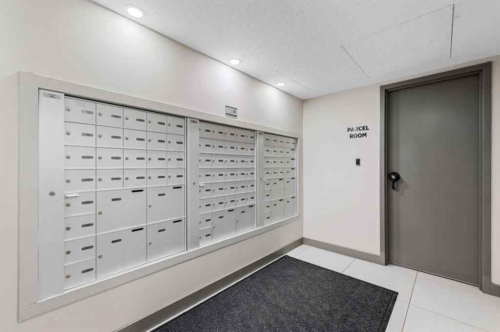 MLS® A2263425 - Unit #111 3375 15 Street SW in South Calgary Calgary, Residential