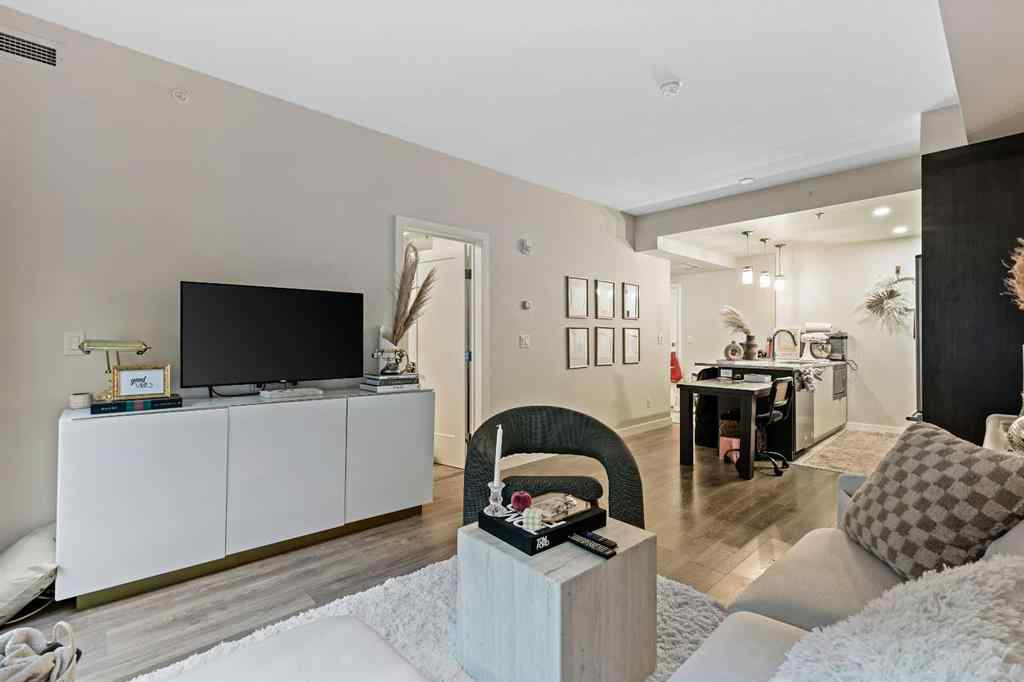 MLS® A2263425 - Unit #111 3375 15 Street SW in South Calgary Calgary, Residential