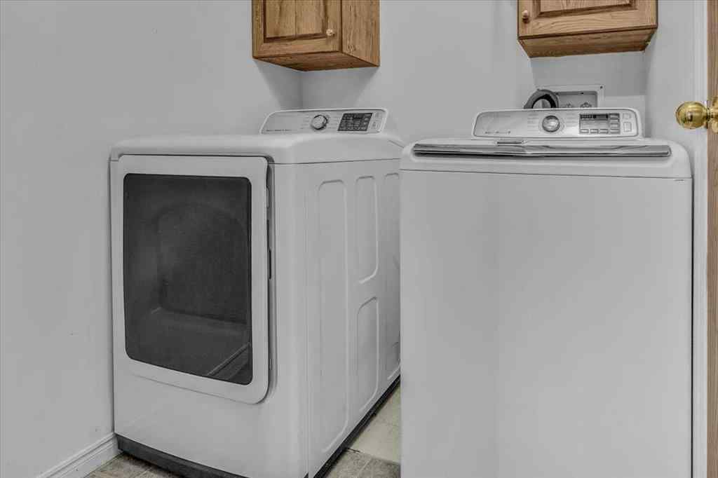 MLS® A2263429 - 172 Meadowlark Lane  in NONE Carstairs, Residential