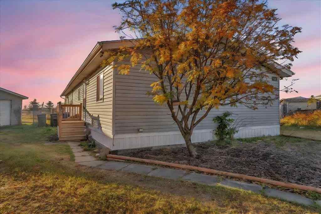 MLS® A2263429 - 172 Meadowlark Lane  in NONE Carstairs, Residential