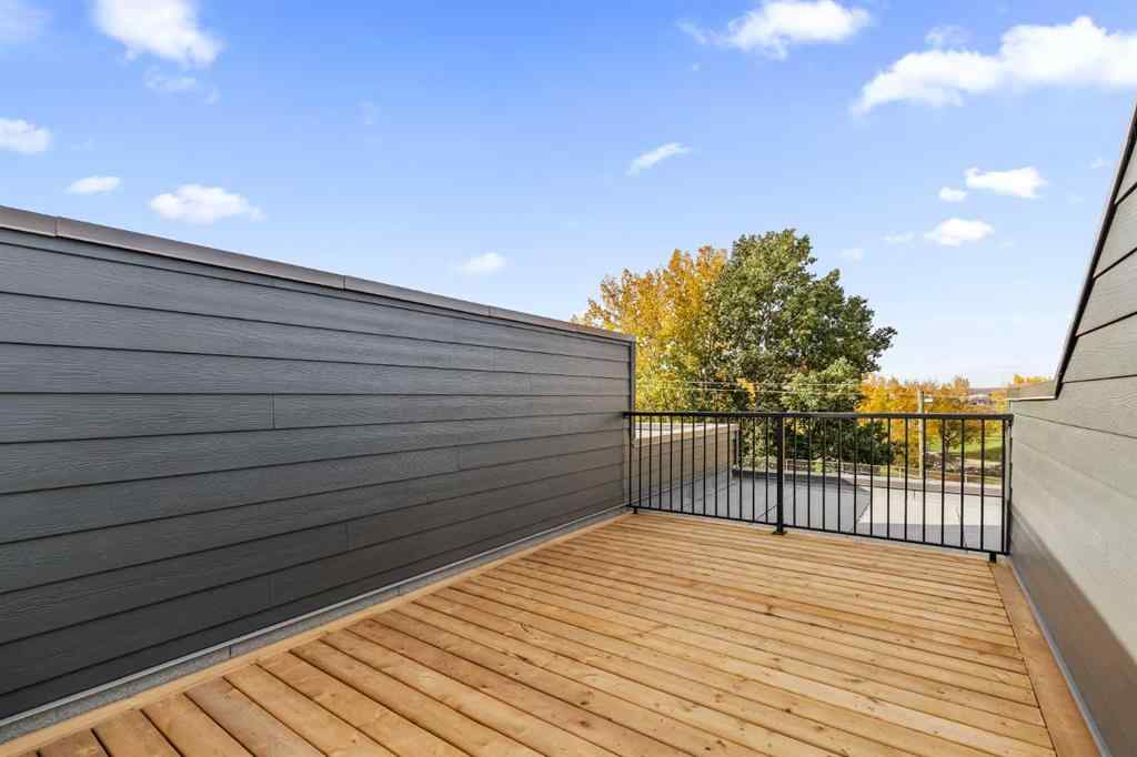 MLS® A2263435 - 2509 Sovereign Crescent SW in Shaganappi Calgary, Residential