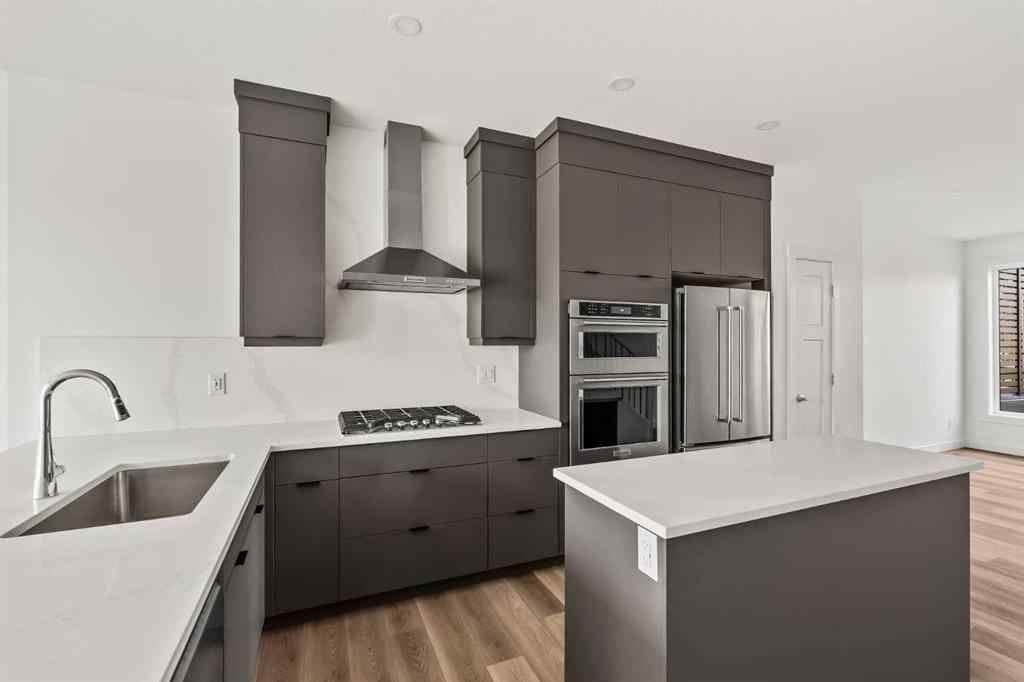 MLS® A2263435 - 2509 Sovereign Crescent SW in Shaganappi Calgary, Residential