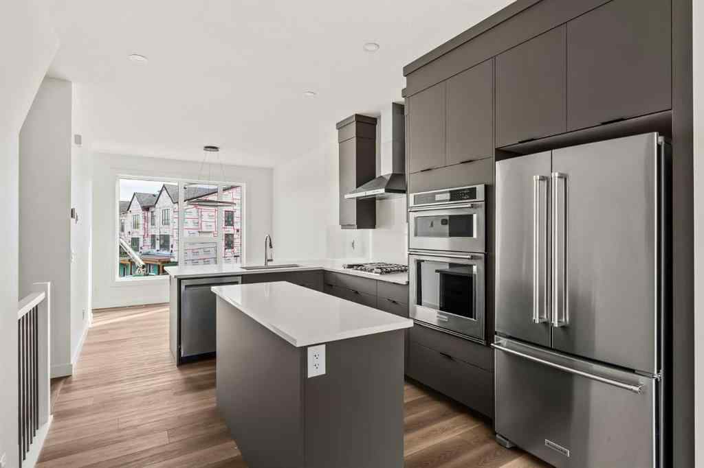 MLS® A2263435 - 2509 Sovereign Crescent SW in Shaganappi Calgary, Residential