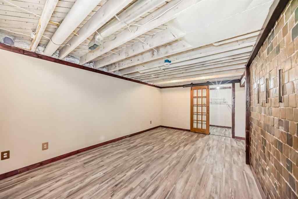 MLS® A2263437 - 9408 5 Street SE in Acadia Calgary, Residential