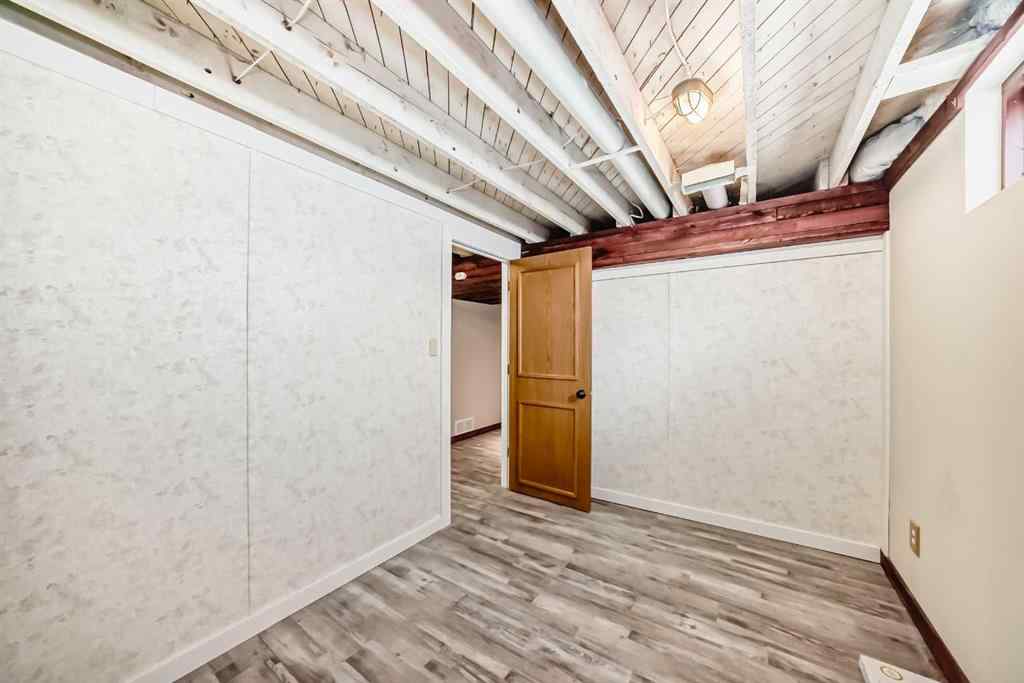 MLS® A2263437 - 9408 5 Street SE in Acadia Calgary, Residential