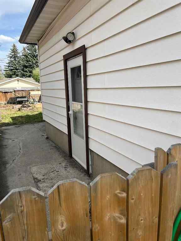 MLS® A2263437 - 9408 5 Street SE in Acadia Calgary, Residential