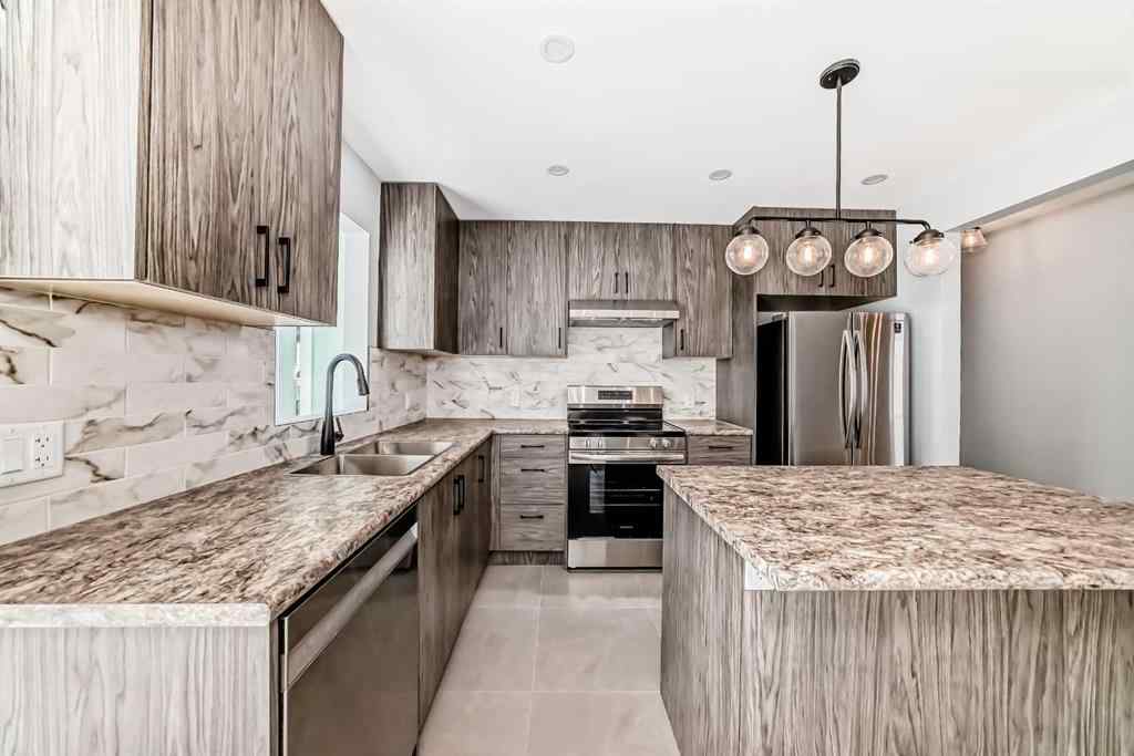 MLS® A2263437 - 9408 5 Street SE in Acadia Calgary, Residential