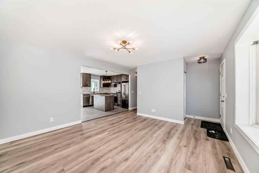 MLS® A2263437 - 9408 5 Street SE in Acadia Calgary, Residential