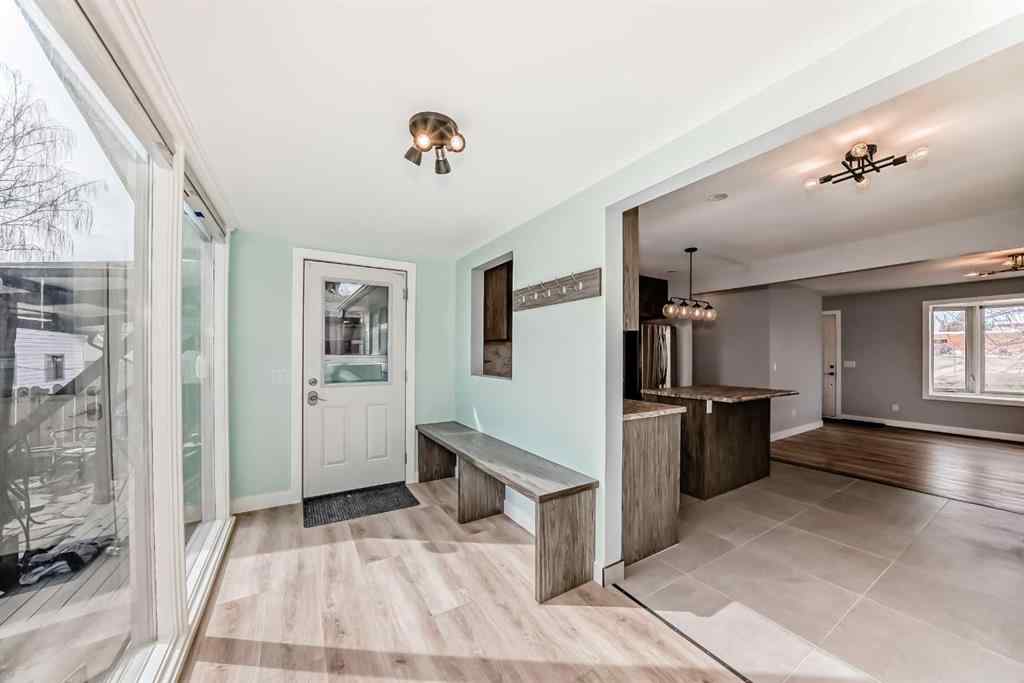 MLS® A2263437 - 9408 5 Street SE in Acadia Calgary, Residential