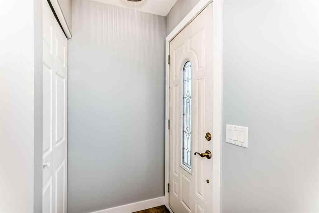 MLS® A2263437 - 9408 5 Street SE in Acadia Calgary, Residential