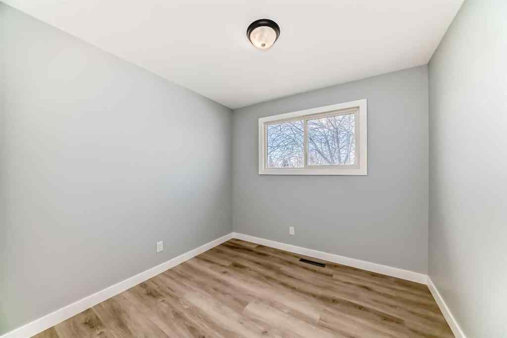 MLS® A2263437 - 9408 5 Street SE in Acadia Calgary, Residential