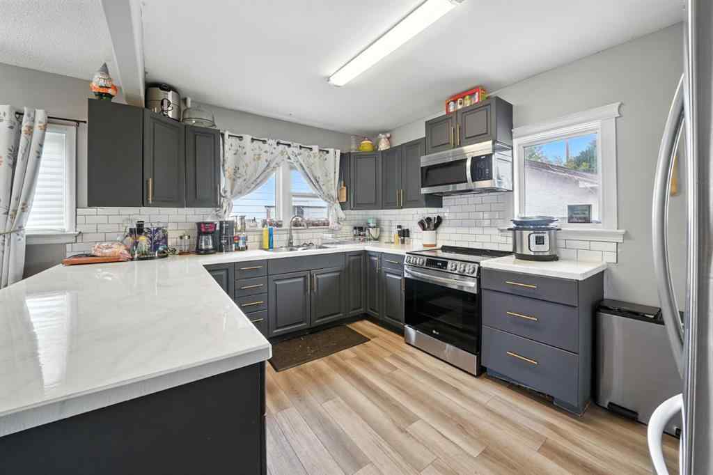 MLS® A2263438 - 4910 53 Avenue  in NONE Rimbey, Residential