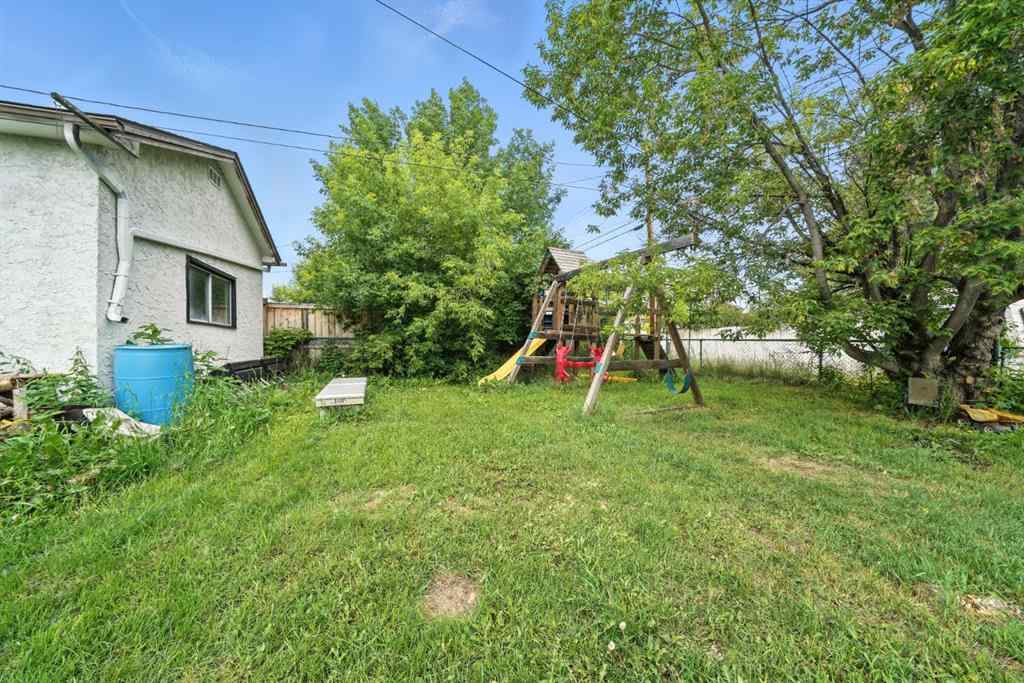 MLS® A2263438 - 4910 53 Avenue  in NONE Rimbey, Residential