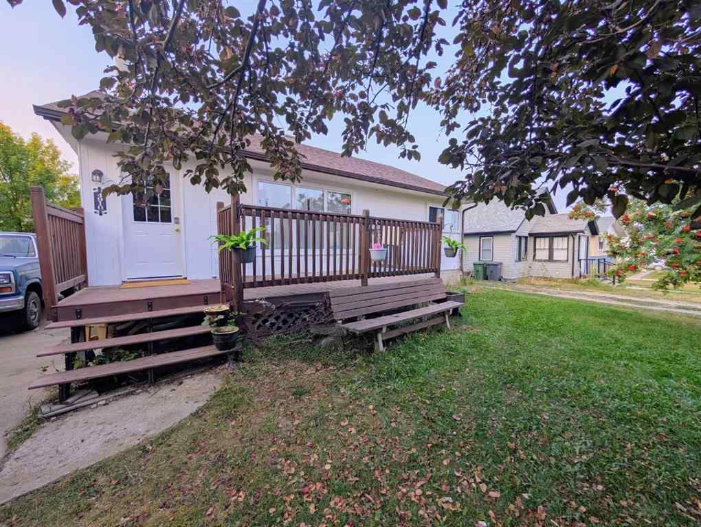 MLS® A2263438 - 4910 53 Avenue  in NONE Rimbey, Residential