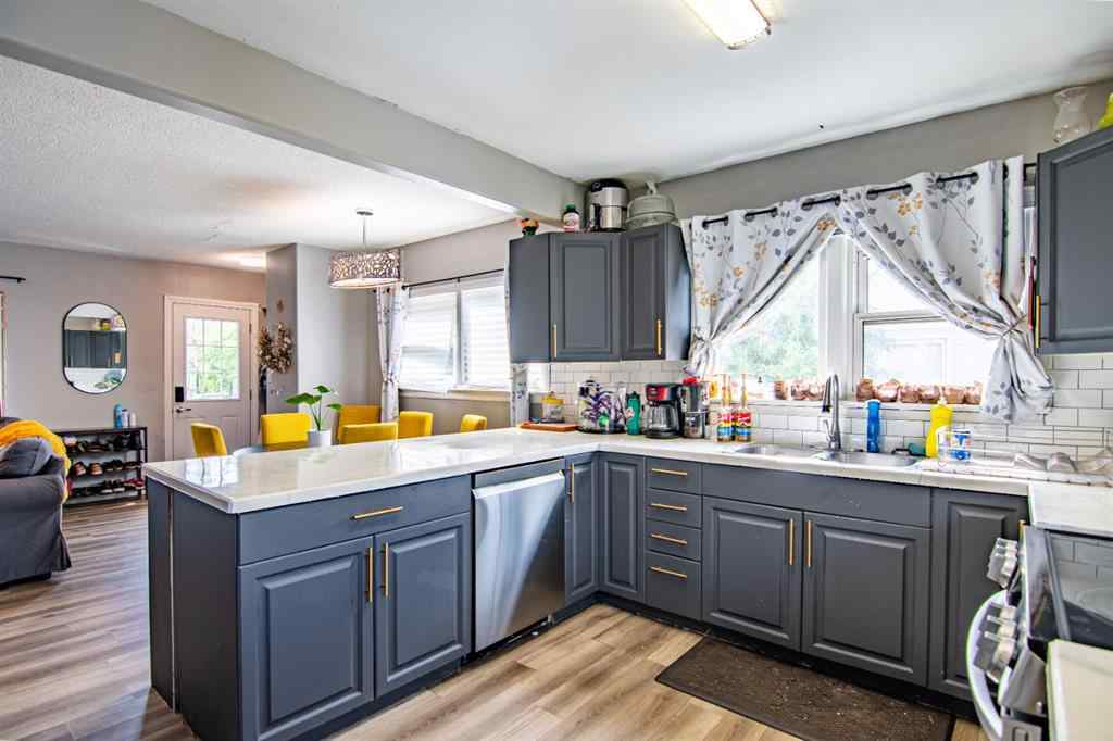 MLS® A2263438 - 4910 53 Avenue  in NONE Rimbey, Residential