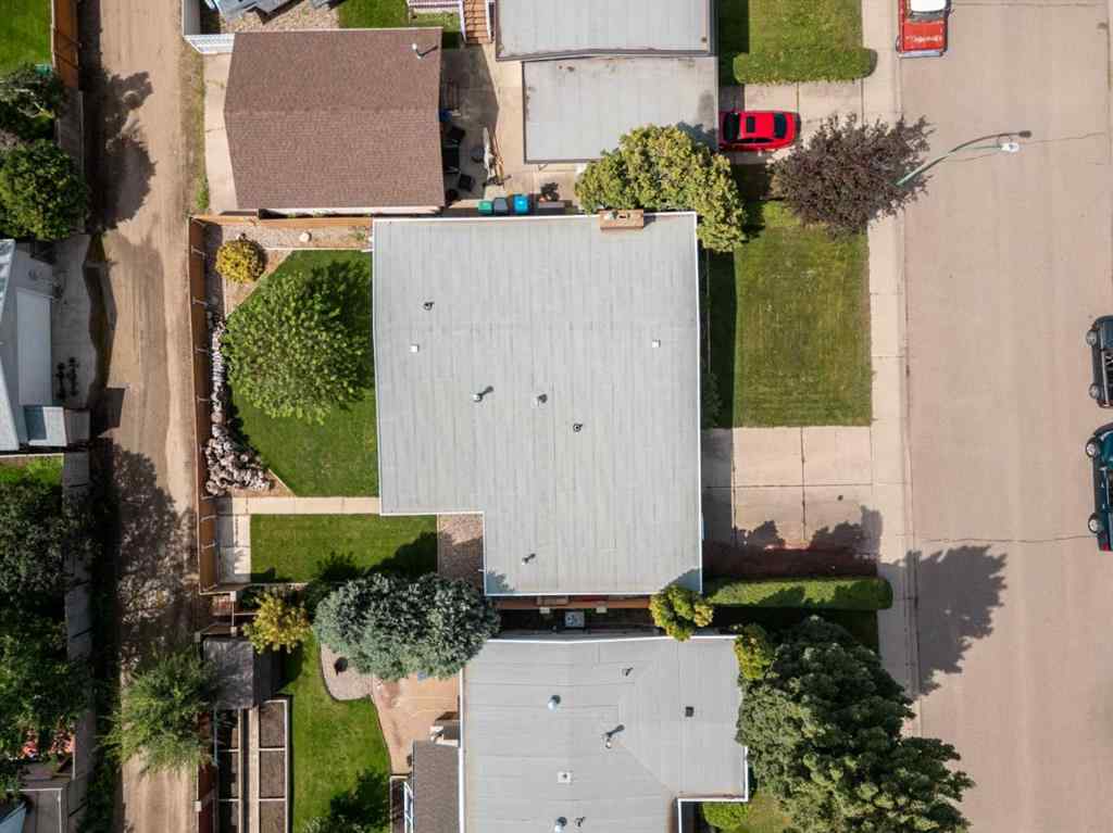 MLS® A2263439 - 310 Normandy Road S in Glendale Lethbridge, Residential