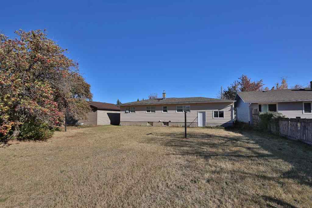 MLS® A2263443 - 50 N 100 W   in NONE Raymond, Residential