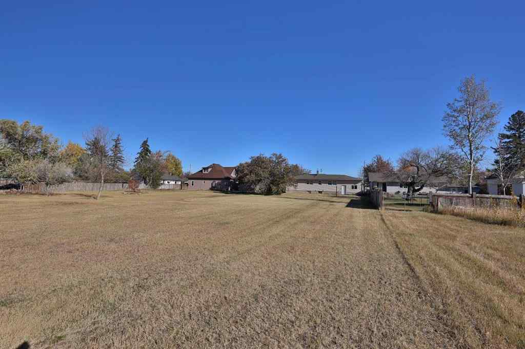 MLS® A2263443 - 50 N 100 W   in NONE Raymond, Residential