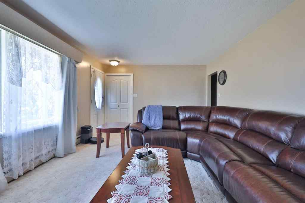 MLS® A2263443 - 50 N 100 W   in NONE Raymond, Residential