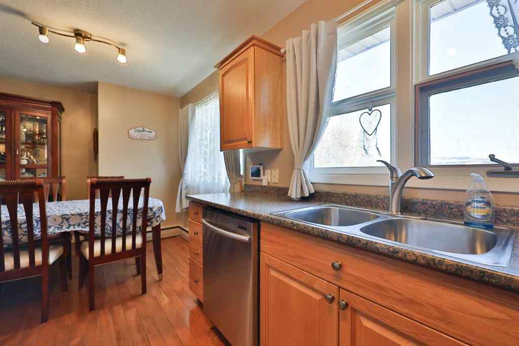 MLS® A2263443 - 50 N 100 W   in NONE Raymond, Residential