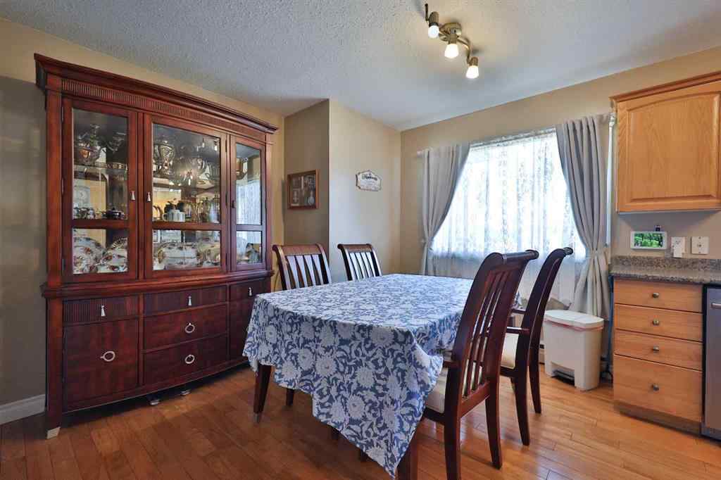 MLS® A2263443 - 50 N 100 W   in NONE Raymond, Residential