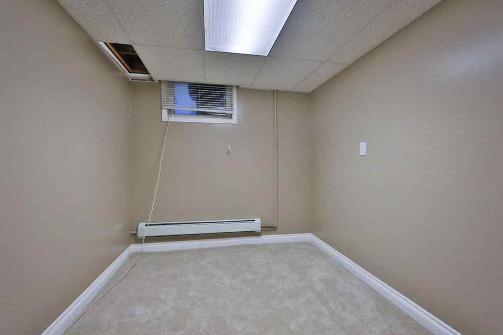 MLS® A2263443 - 50 N 100 W   in NONE Raymond, Residential