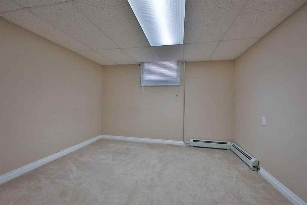 MLS® A2263443 - 50 N 100 W   in NONE Raymond, Residential