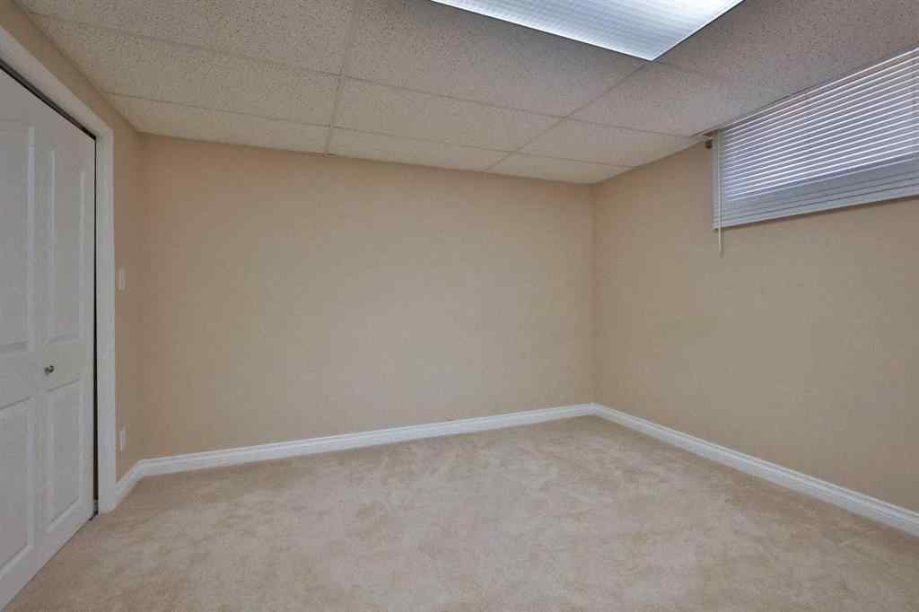 MLS® A2263443 - 50 N 100 W   in NONE Raymond, Residential