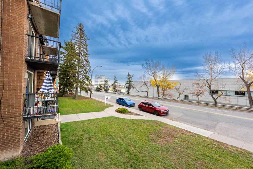 MLS® A2263448 - Unit #207 510 58 Avenue SW in Windsor Park Calgary, Residential