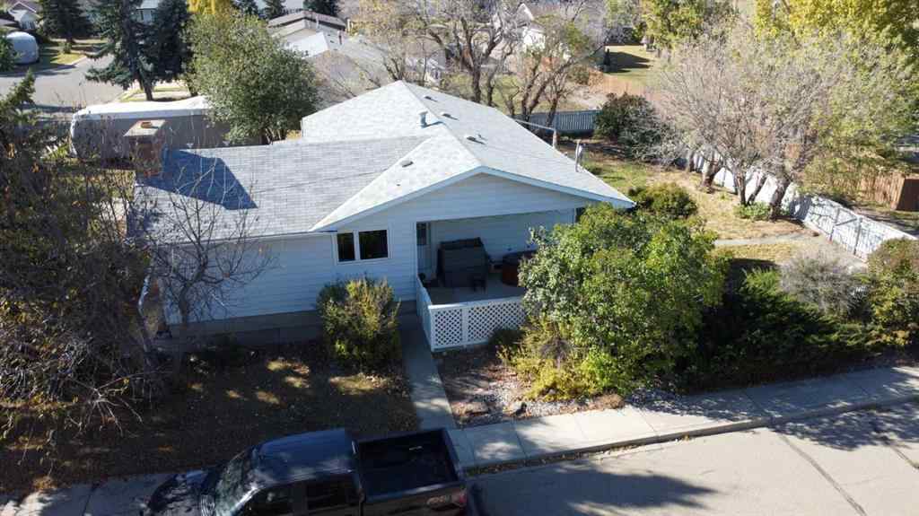 MLS® A2263449 - 816 James Crescent  in NONE Hanna, Residential