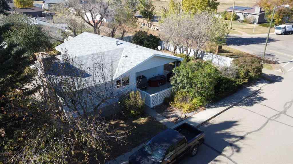 MLS® A2263449 - 816 James Crescent  in NONE Hanna, Residential