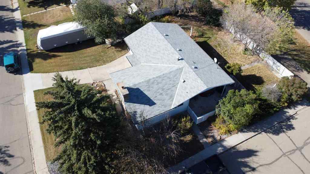 MLS® A2263449 - 816 James Crescent  in NONE Hanna, Residential