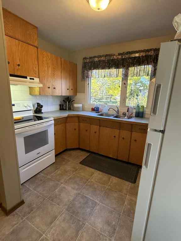 MLS® A2263449 - 816 James Crescent  in NONE Hanna, Residential