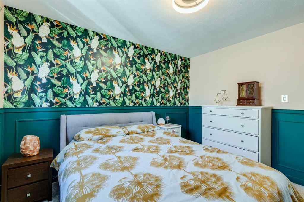 MLS® A2263456 - 114 Hallbrook Drive SW in Haysboro Calgary, Residential