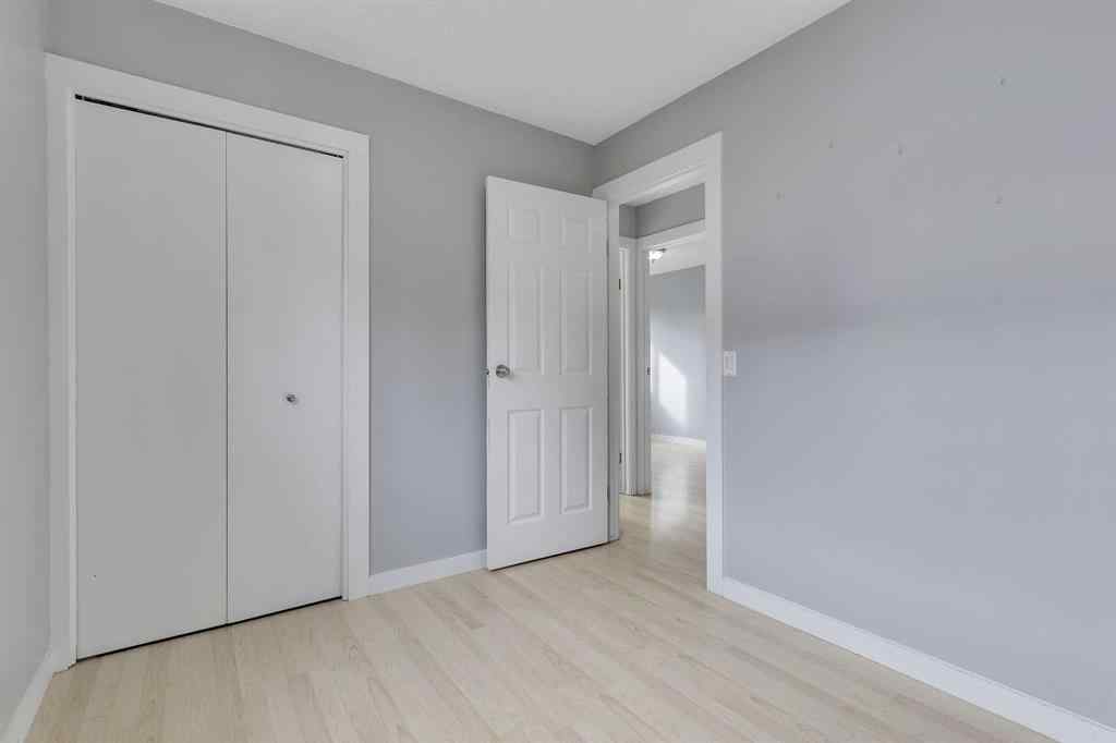 MLS® A2263459 - 164 Deerview Way SE in Deer Ridge Calgary, Residential