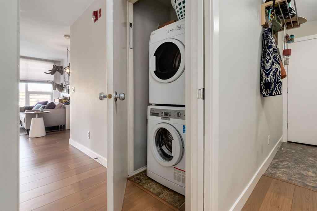 MLS® A2263461 - Unit #305 603 7 Avenue NE in Renfrew Calgary, Residential