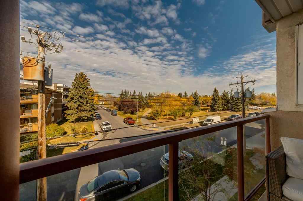 MLS® A2263461 - Unit #305 603 7 Avenue NE in Renfrew Calgary, Residential