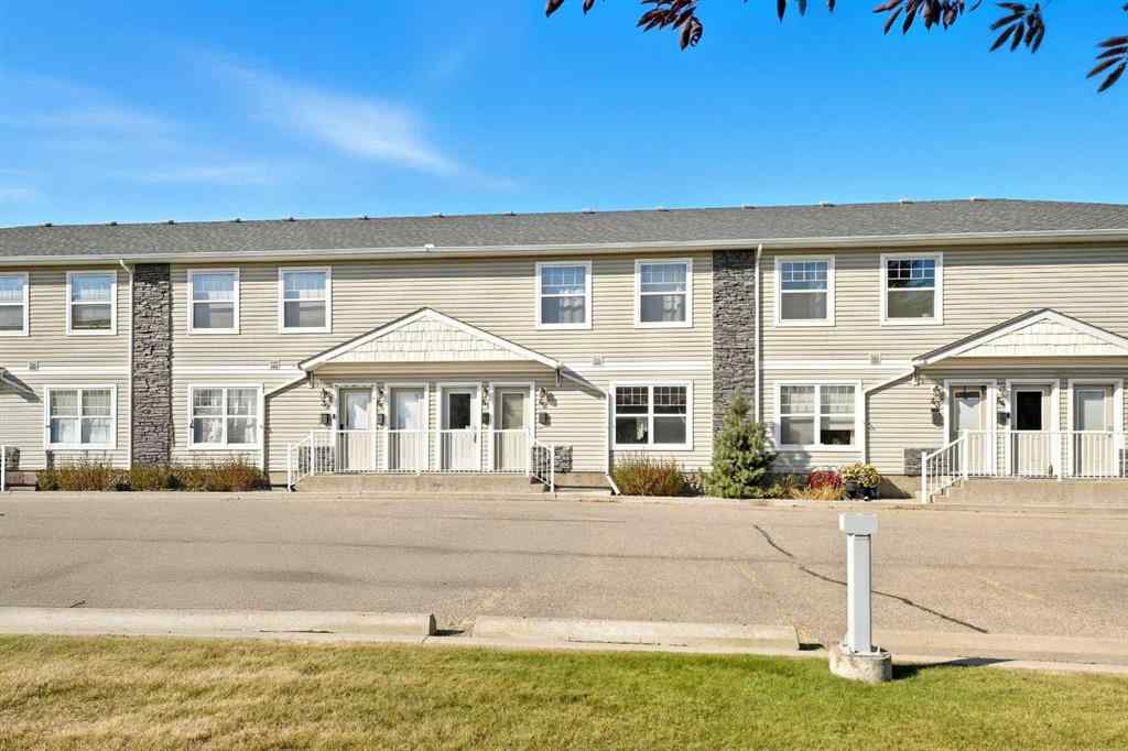 MLS® A2263467 - Unit #41 20 Jacobs Close  in Johnstone Park Red Deer, Residential
