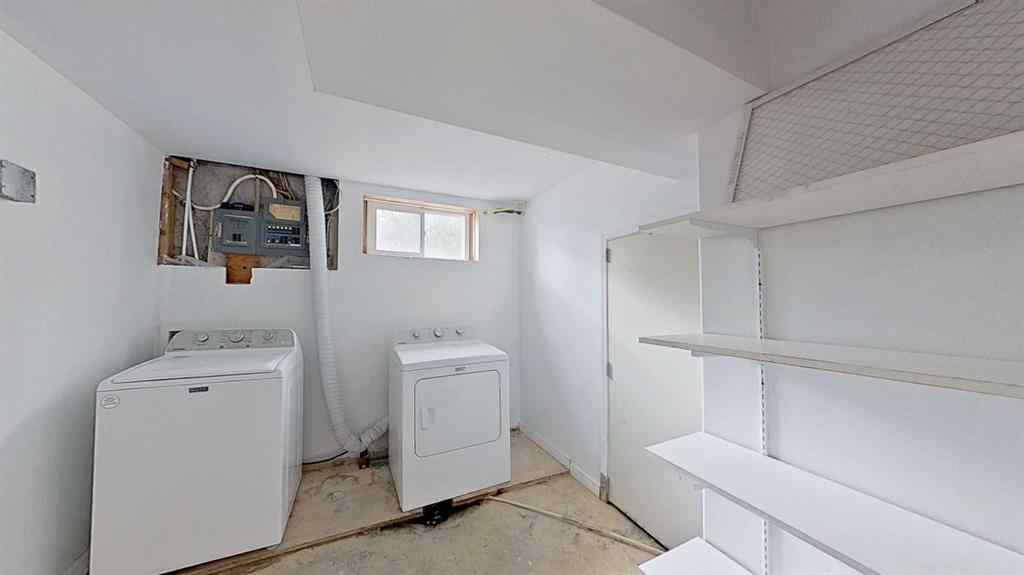 MLS® A2263468 - 4609 52 Street  in NONE Olds, Residential